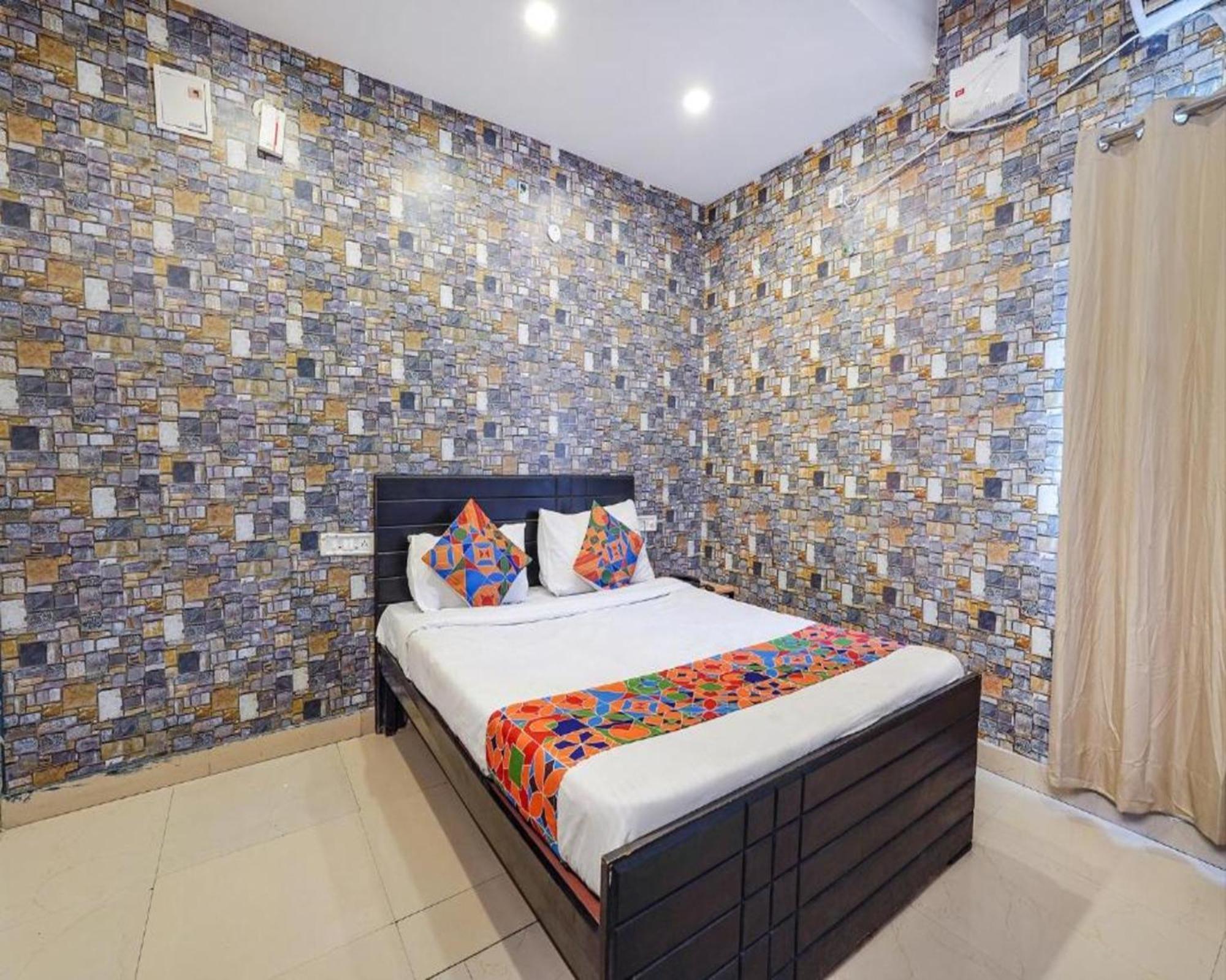 Fabexpress Kings Suites I Bangalore Exterior foto